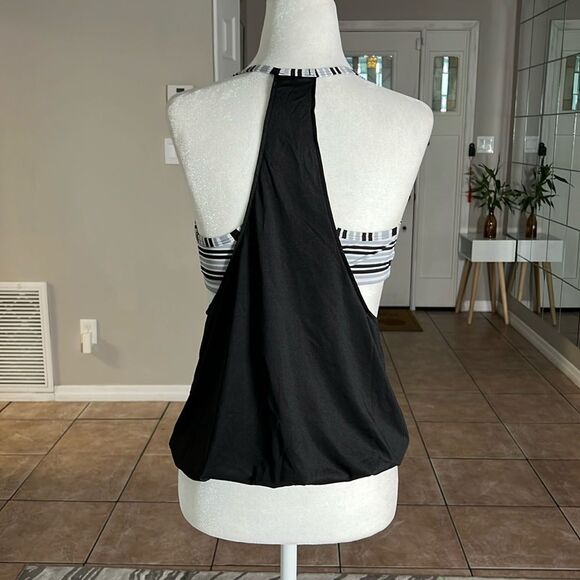 Nike Layered Tankini Swim Top - Picture 5 of 9